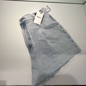 NWT FOREVER 21 DENIM SHORTS